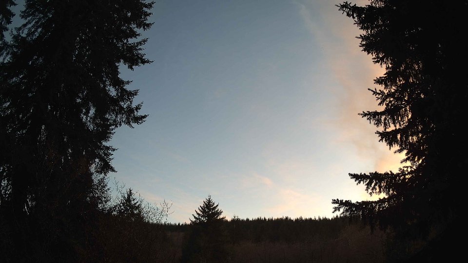Pacific Northwest skyline timelapse frame from Apr 6th, 2026 at 7:45 PM