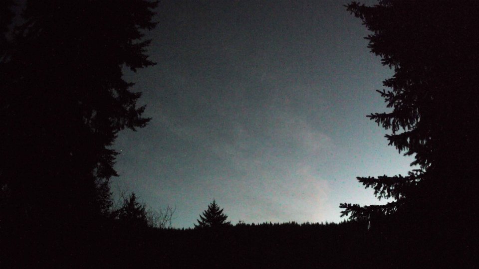 Pacific Northwest skyline timelapse frame from Apr 7th, 2026 at 8:30 PM