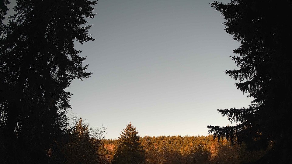 Pacific Northwest skyline timelapse frame from Apr 9th, 2026 at 7:30 AM