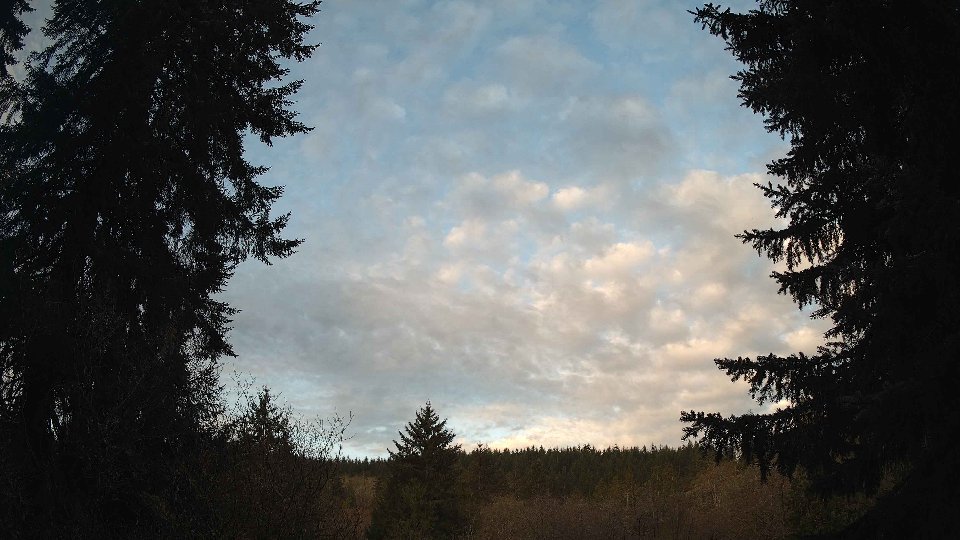 Pacific Northwest skyline timelapse frame from Apr 10th, 2026 at 7:30 AM