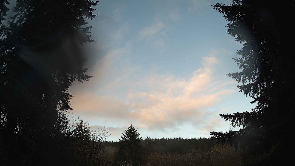 Pacific Northwest skyline timelapse frame from Apr 13th, 2026 at 7:00 AM