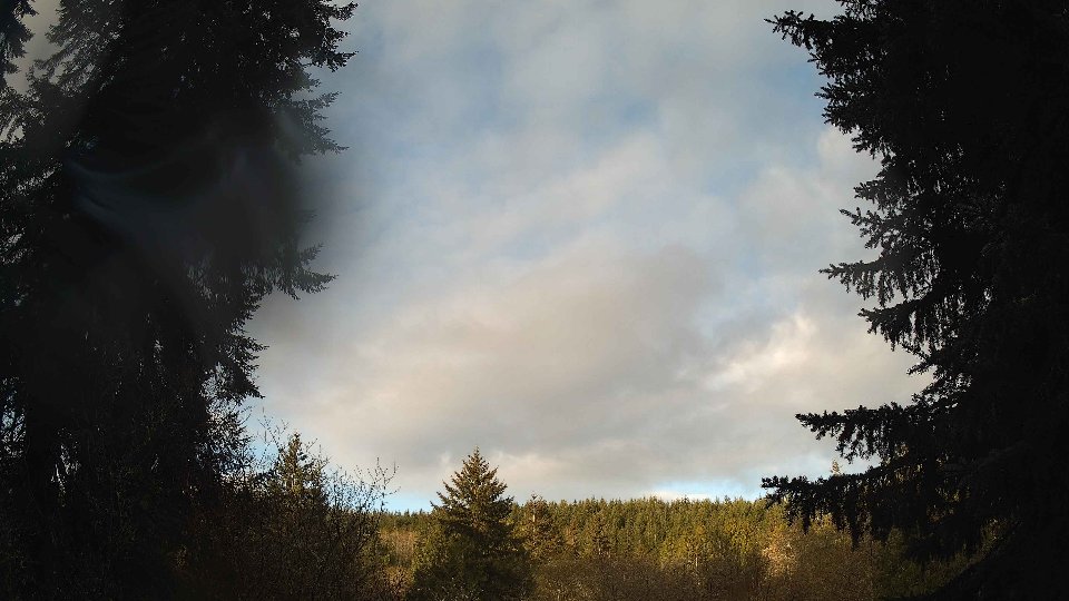 Pacific Northwest skyline timelapse frame from Apr 13th, 2026 at 7:30 AM