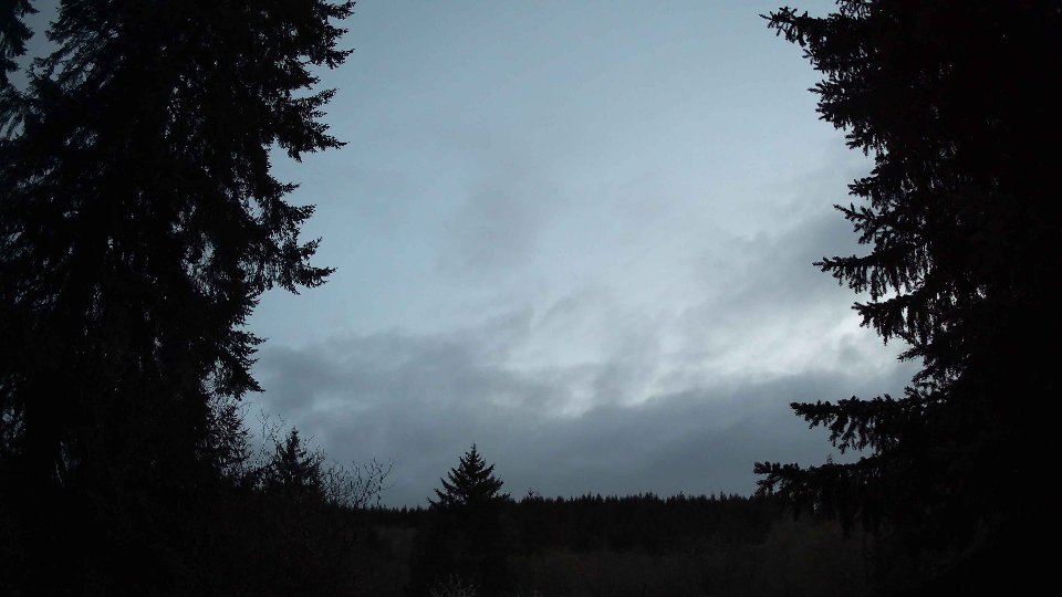 Pacific Northwest skyline timelapse frame from Apr 13th, 2026 at 8:15 PM