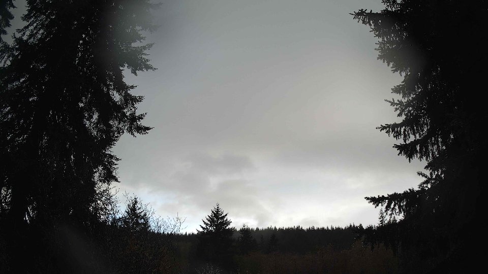Pacific Northwest skyline timelapse frame from Apr 15th, 2026 at 7:00 PM