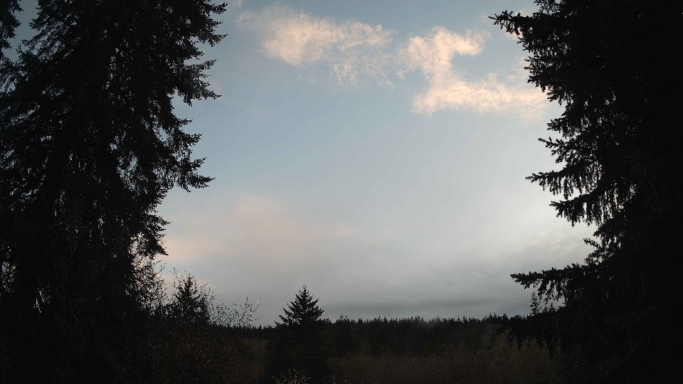 Pacific Northwest skyline timelapse frame from Apr 15th, 2026 at 7:45 PM