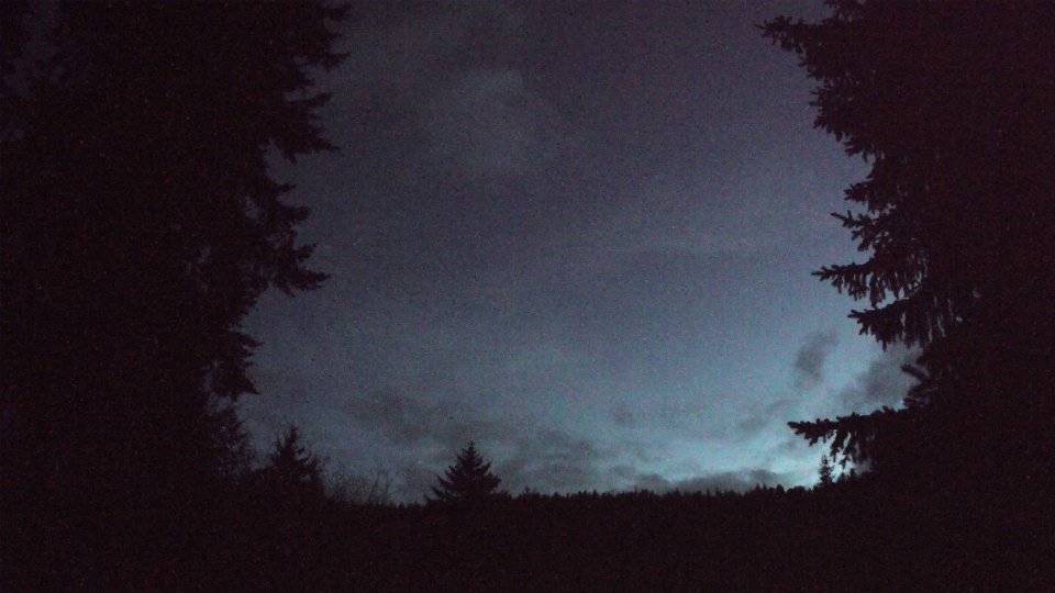 Pacific Northwest skyline timelapse frame from Apr 15th, 2026 at 8:42 PM