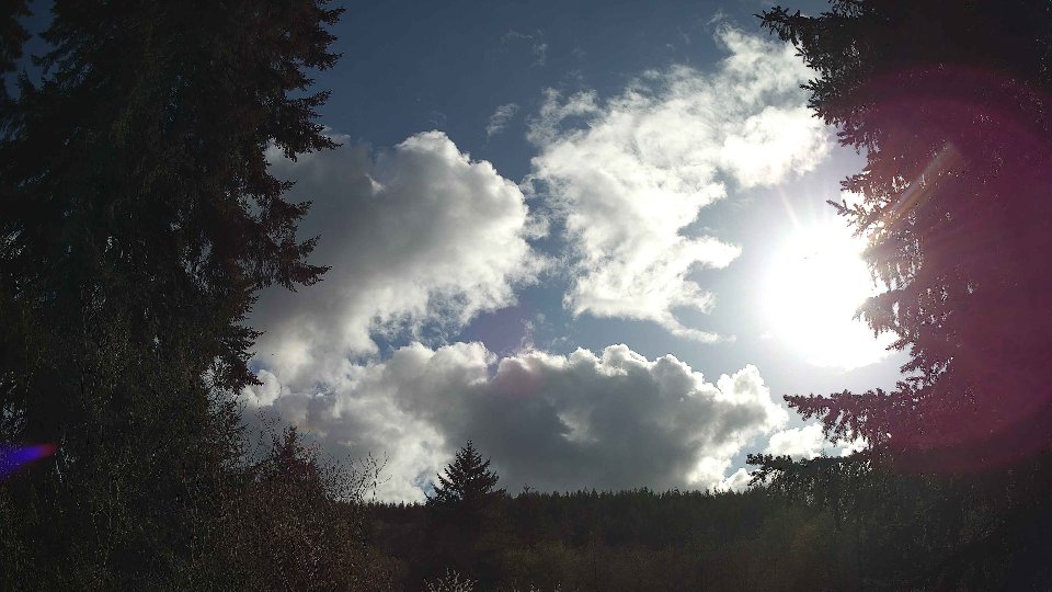 Pacific Northwest skyline timelapse frame from Apr 16th, 2026 at 5:15 PM