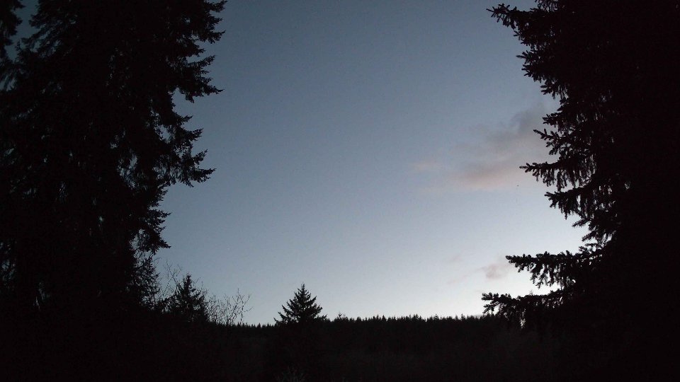Pacific Northwest skyline timelapse frame from Apr 16th, 2026 at 8:30 PM
