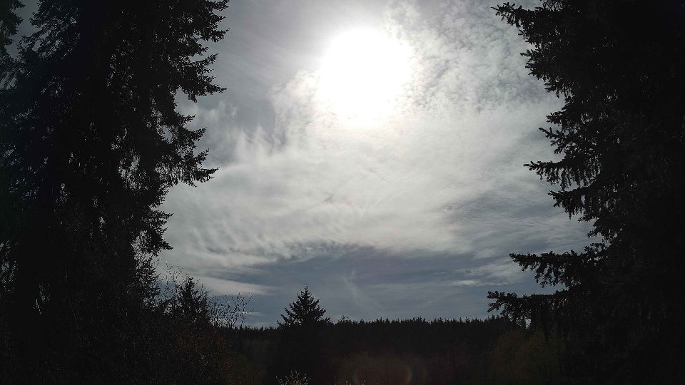 Pacific Northwest skyline timelapse frame from Apr 17th, 2026 at 3:30 PM