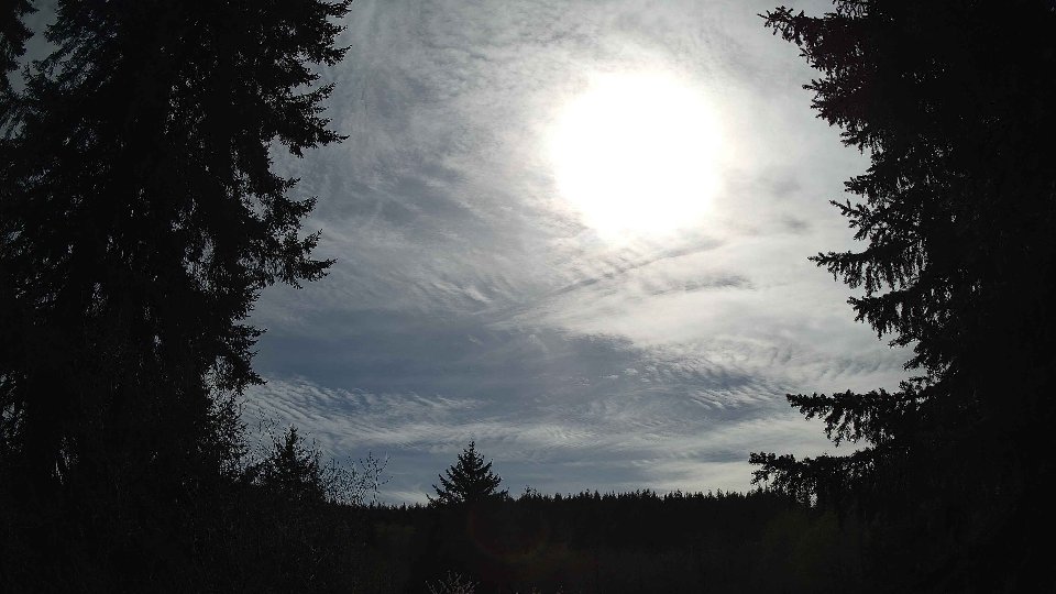Pacific Northwest skyline timelapse frame from Apr 17th, 2026 at 4:00 PM