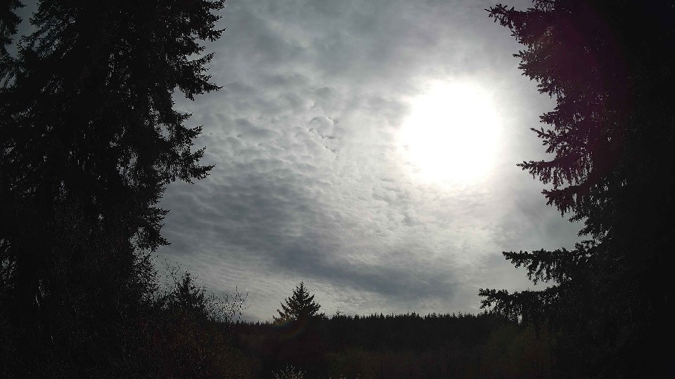 Pacific Northwest skyline timelapse frame from Apr 17th, 2026 at 4:30 PM