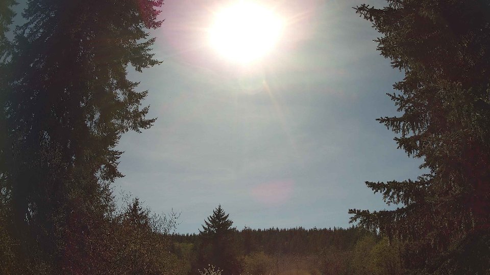 Pacific Northwest skyline timelapse frame from Apr 18th, 2026 at 3:15 PM
