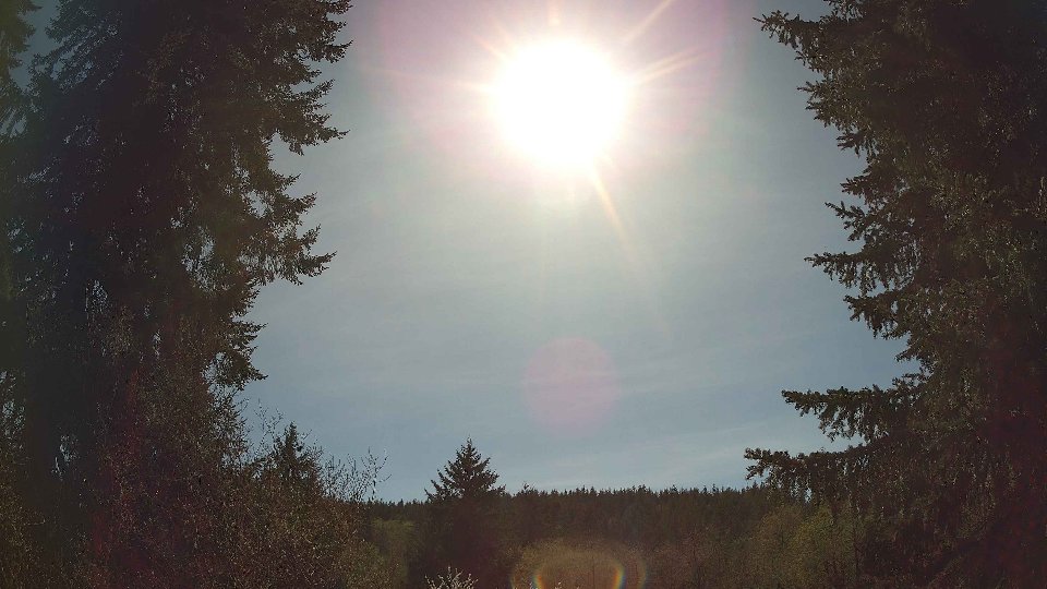 Pacific Northwest skyline timelapse frame from Apr 18th, 2026 at 3:30 PM