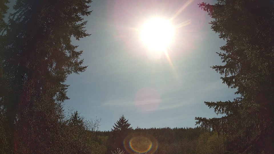 Pacific Northwest skyline timelapse frame from Apr 18th, 2026 at 3:45 PM
