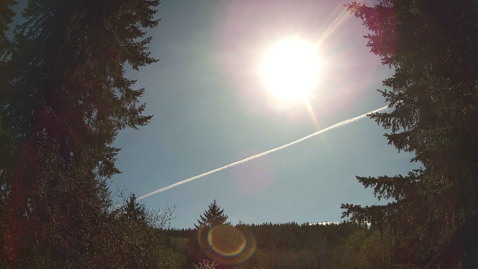 Pacific Northwest skyline timelapse frame from Apr 18th, 2026 at 4:00 PM