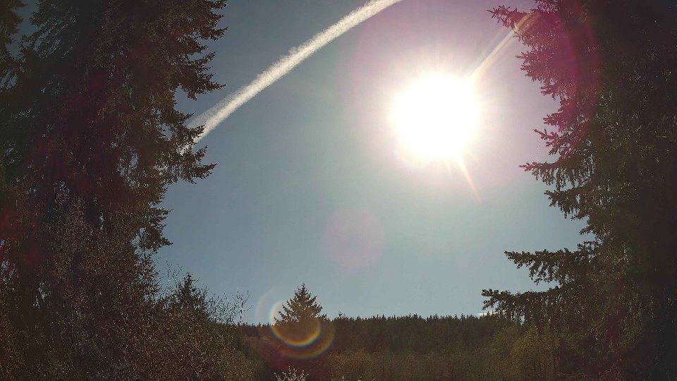 Pacific Northwest skyline timelapse frame from Apr 18th, 2026 at 4:15 PM