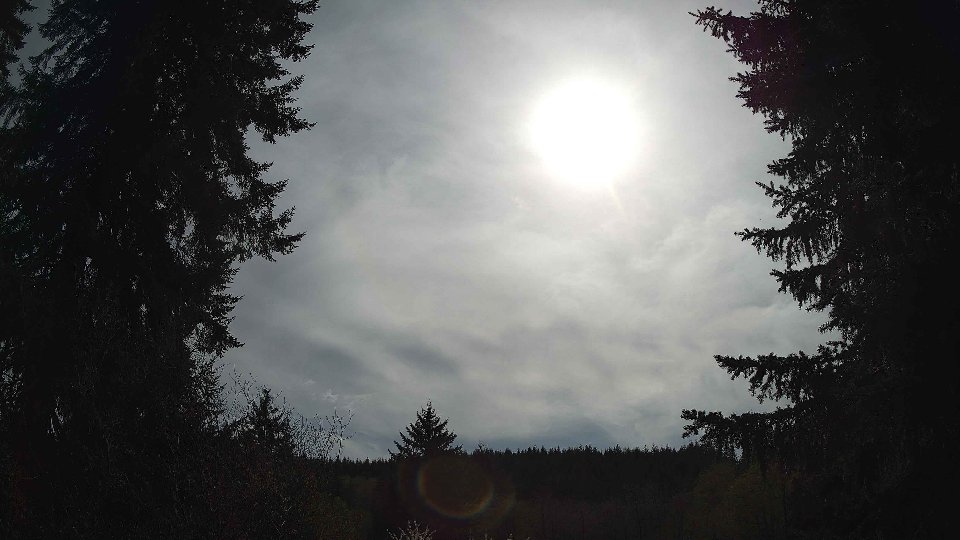 Pacific Northwest skyline timelapse frame from Apr 19th, 2026 at 4:00 PM