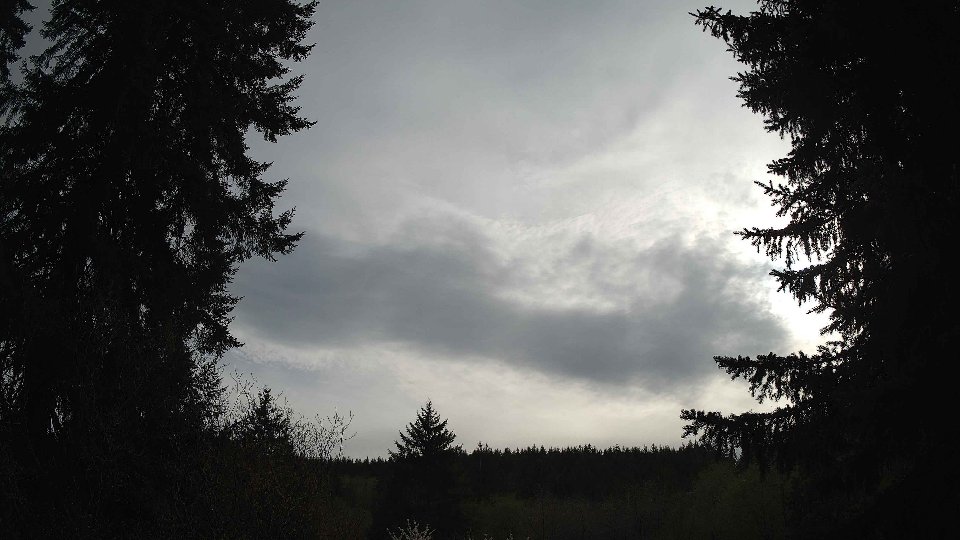 Pacific Northwest skyline timelapse frame from Apr 19th, 2026 at 5:30 PM