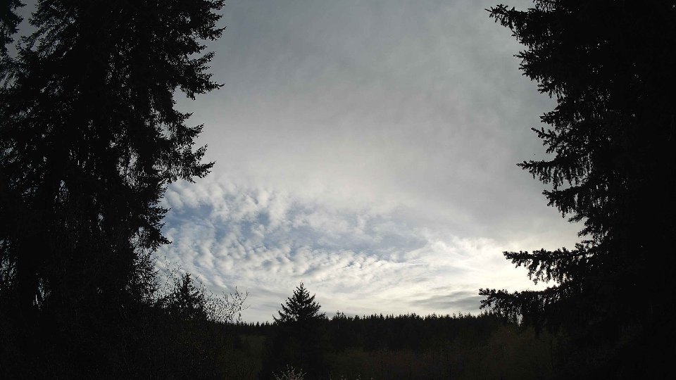 Pacific Northwest skyline timelapse frame from Apr 19th, 2026 at 6:30 PM