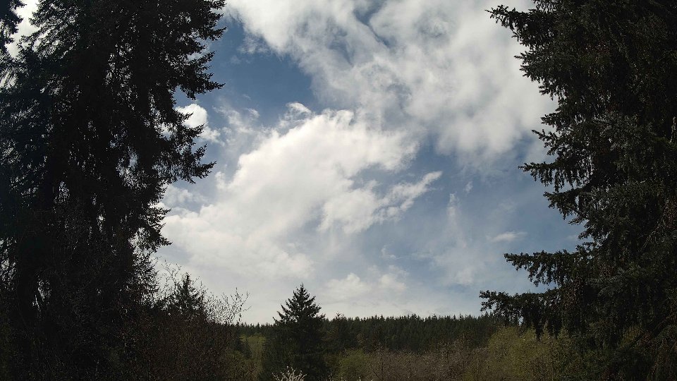 Pacific Northwest skyline timelapse frame from Apr 20th, 2026 at 12:00 PM