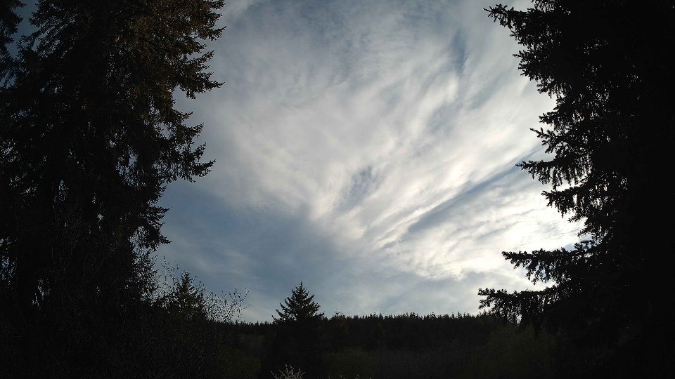 Pacific Northwest skyline timelapse frame from Apr 20th, 2026 at 7:00 PM