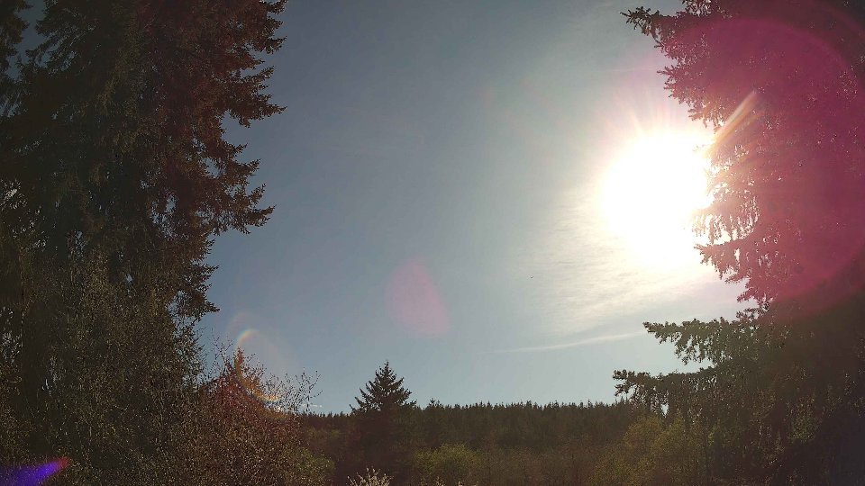 Pacific Northwest skyline timelapse frame from Apr 25th, 2026 at 5:00 PM