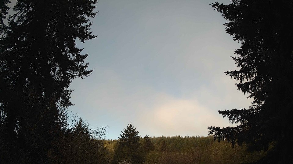 Pacific Northwest skyline timelapse frame from Apr 26th, 2026 at 7:15 AM