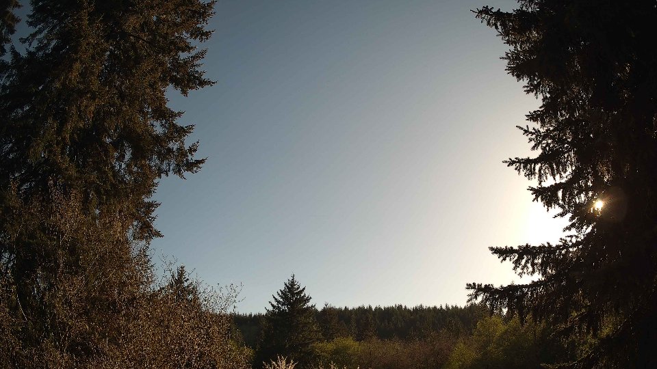 Pacific Northwest skyline timelapse frame from Apr 26th, 2026 at 6:00 PM
