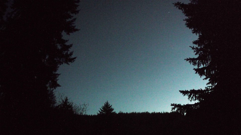 Pacific Northwest skyline timelapse frame from Apr 29th, 2026 at 9:00 PM