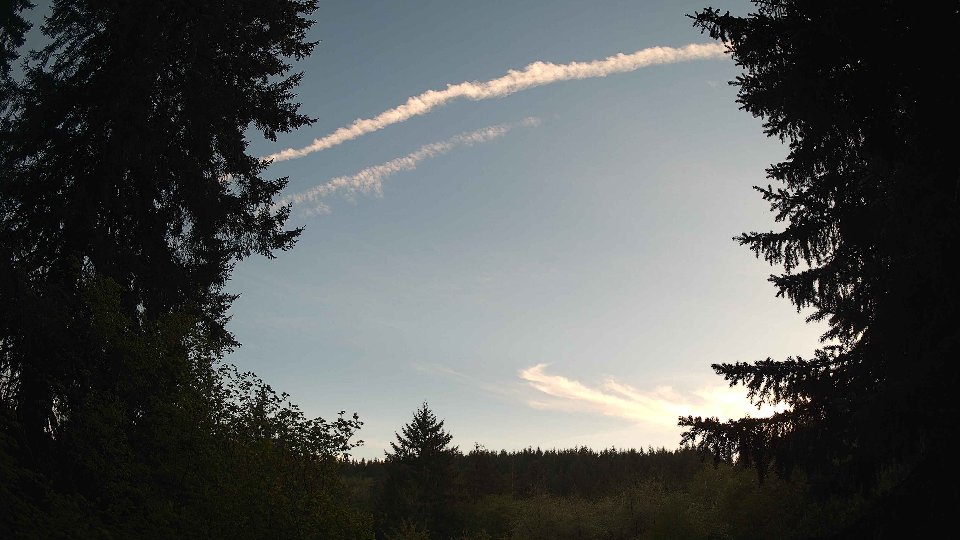 Pacific Northwest skyline timelapse frame from May 7th, 2026 at 8:00 PM