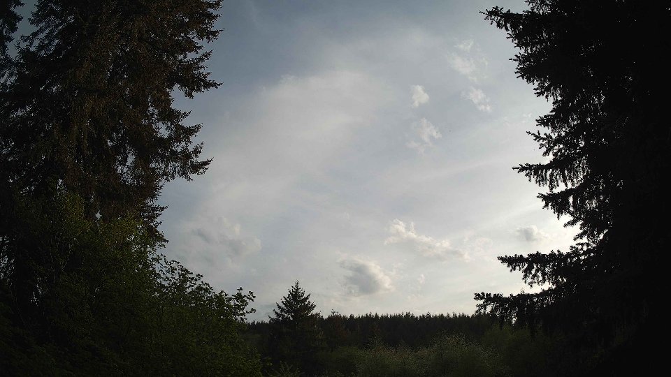 Pacific Northwest skyline timelapse frame from May 9th, 2026 at 7:15 PM