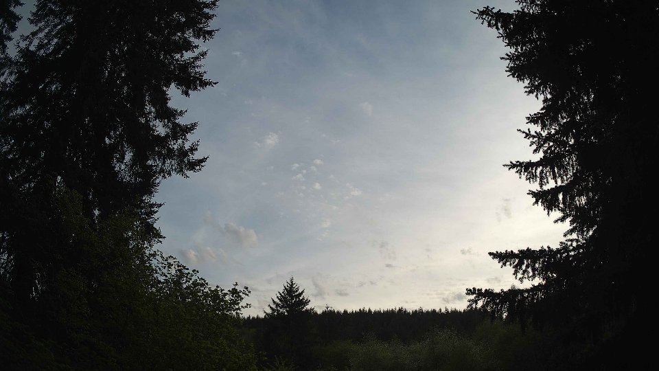 Pacific Northwest skyline timelapse frame from May 9th, 2026 at 7:45 PM