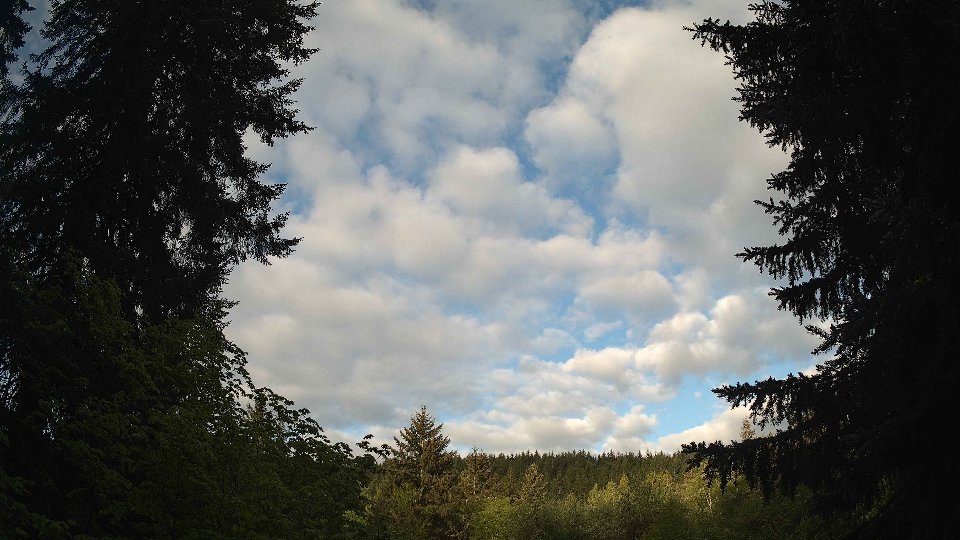 Pacific Northwest skyline timelapse frame from May 14th, 2026 at 7:15 AM