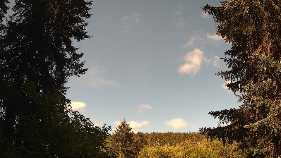 Pacific Northwest skyline timelapse on May 18, 2026 at 9:45 AM