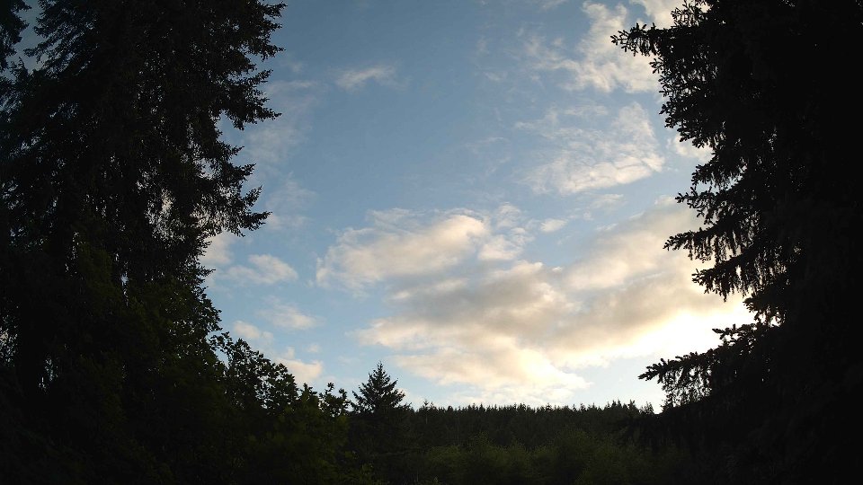 Pacific Northwest skyline timelapse frame from May 29th, 2026 at 7:45 PM