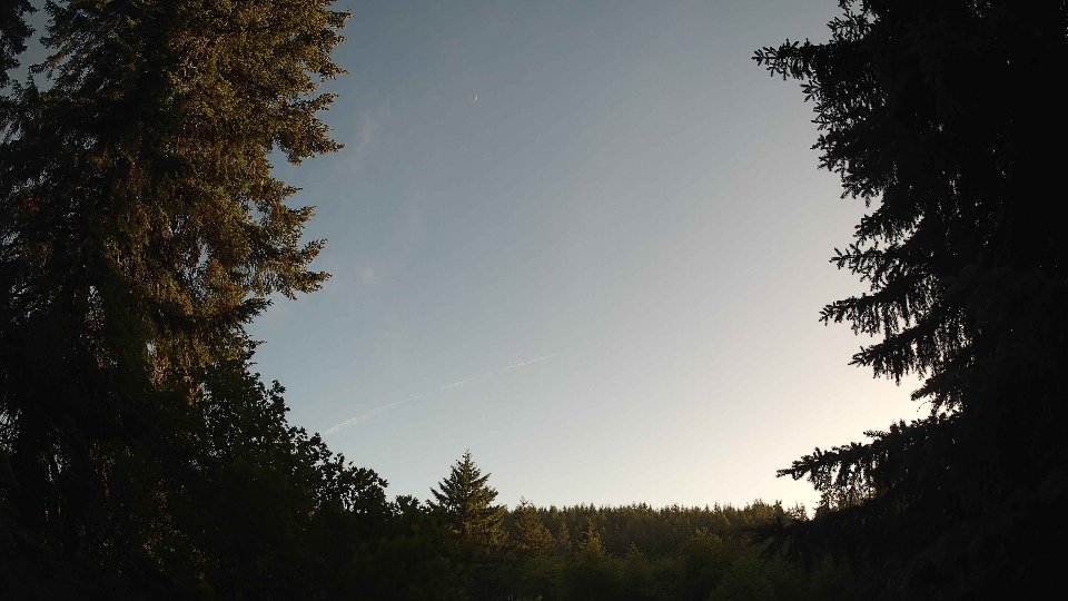 Pacific Northwest skyline timelapse frame from Jun 19th, 2026 at 7:45 PM