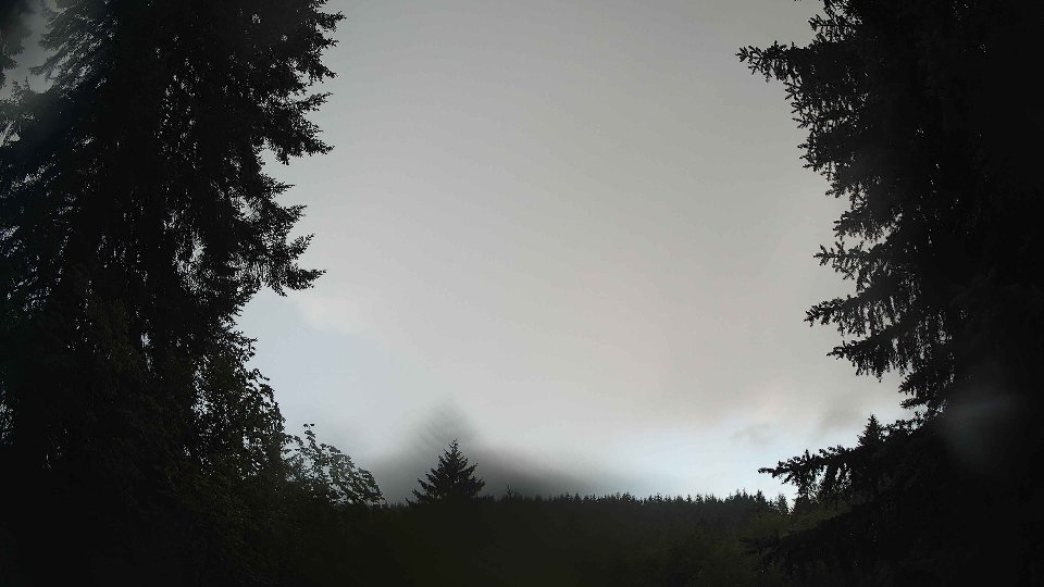 Pacific Northwest skyline timelapse frame from Jul 16th, 2026 at 7:45 AM