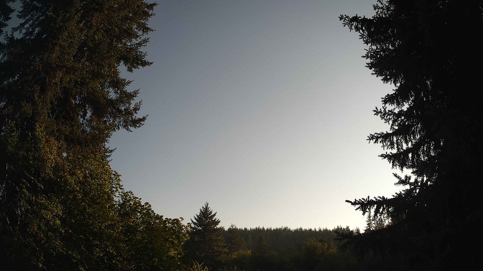Pacific Northwest skyline timelapse frame from Aug 6th, 2026 at 7:00 PM