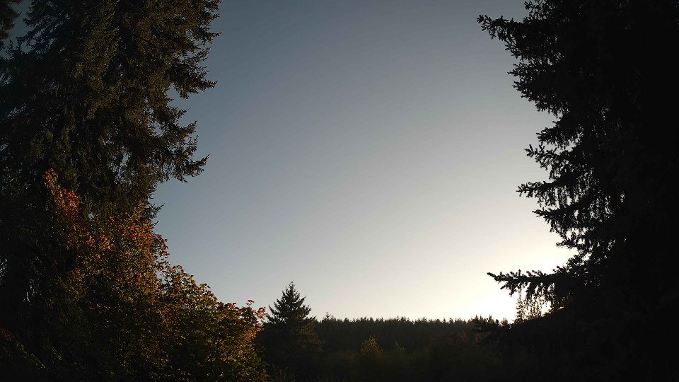 Pacific Northwest skyline timelapse on Sep 19, 2026 at 6:00 PM