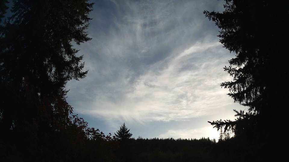 Pacific Northwest skyline timelapse on Sep 25, 2026 at 6:00 PM