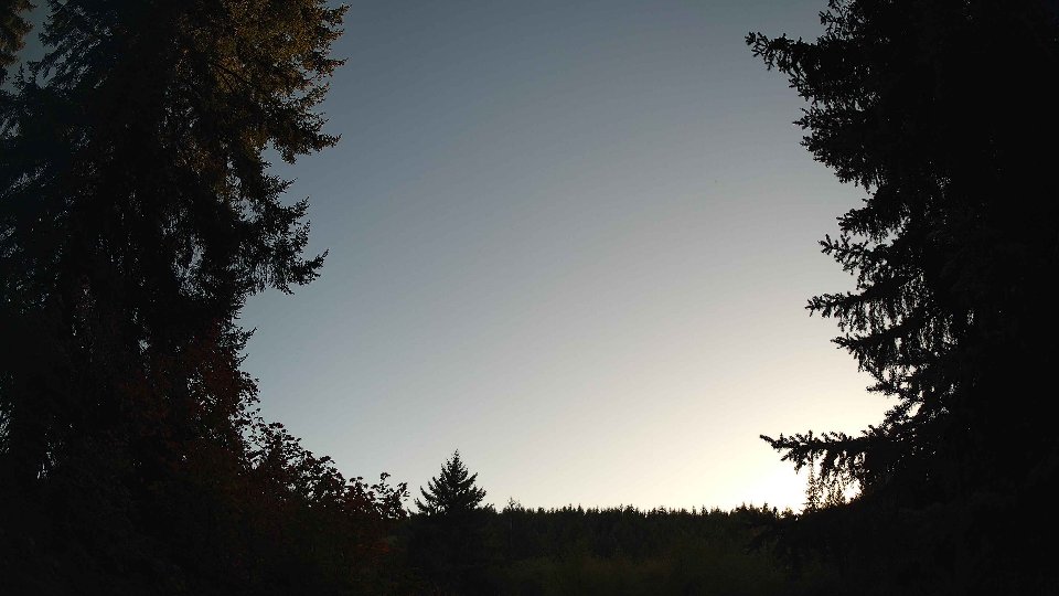 Pacific Northwest skyline timelapse on Sep 27, 2026 at 6:00 PM