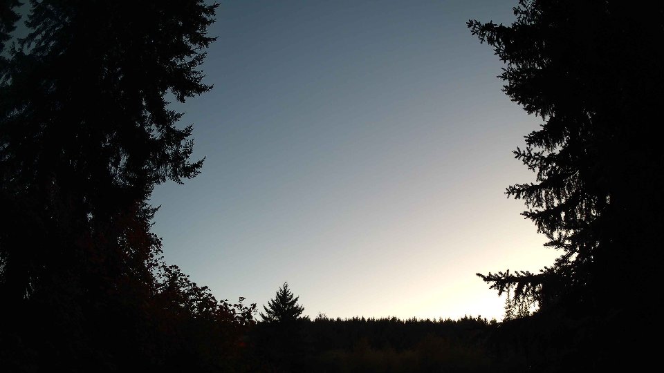 Pacific Northwest skyline timelapse on Sep 27, 2026 at 7:15 PM