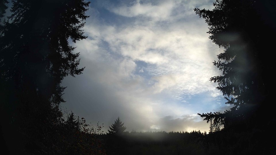 Pacific Northwest skyline timelapse on Oct 10, 2026 at 6:00 PM